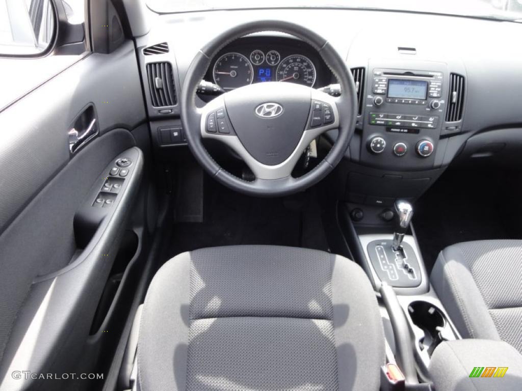 2009 Elantra Touring - Carbon Gray / Black photo #27