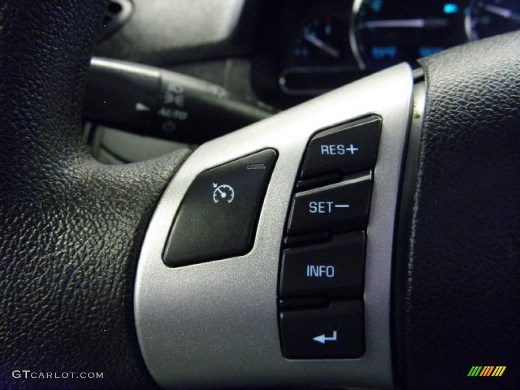 2011 HHR LS - Arctic Ice White / Ebony photo #20