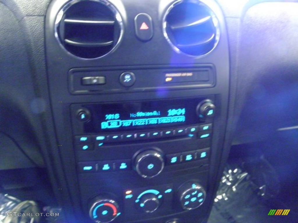 2011 HHR LS - Arctic Ice White / Ebony photo #21