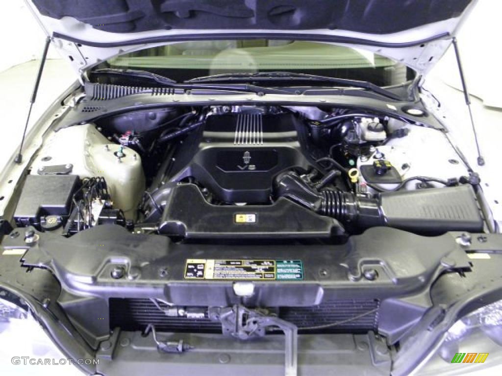 2004 Lincoln LS V8 3.9 Liter DOHC 32 Valve V8 Engine Photo #47556299