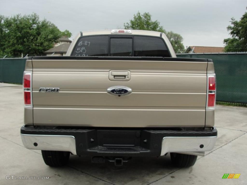 2011 F150 Lariat SuperCrew - Pale Adobe Metallic / Pale Adobe photo #4