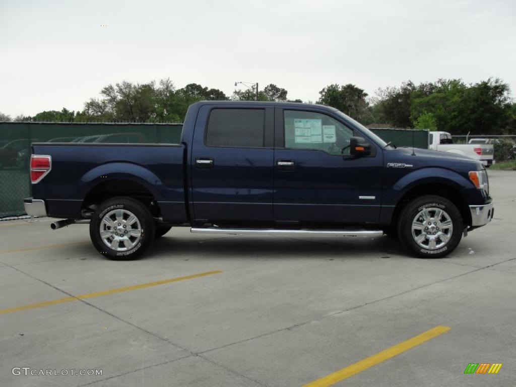 2011 F150 XLT SuperCrew - Dark Blue Pearl Metallic / Steel Gray photo #2