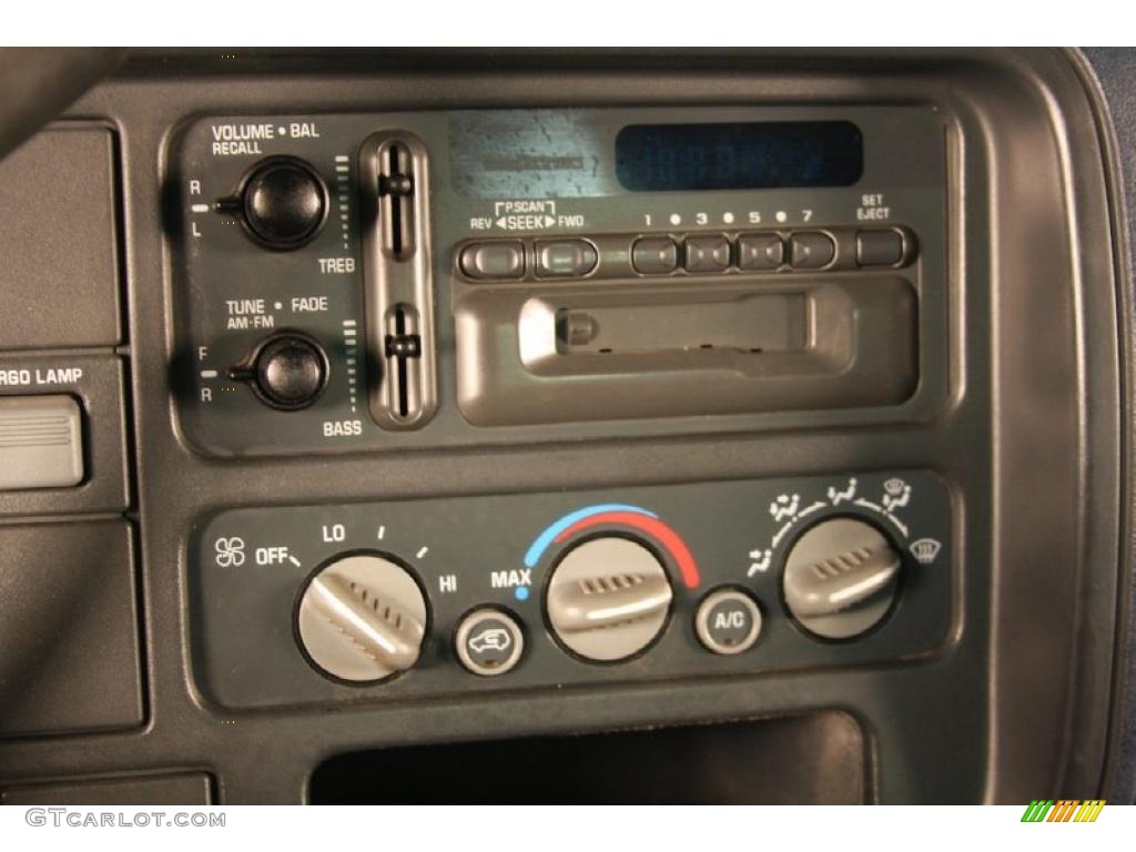 1997 Chevrolet C/K 3500 K3500 Crew Cab 4x4 Dually Controls Photo #47558075