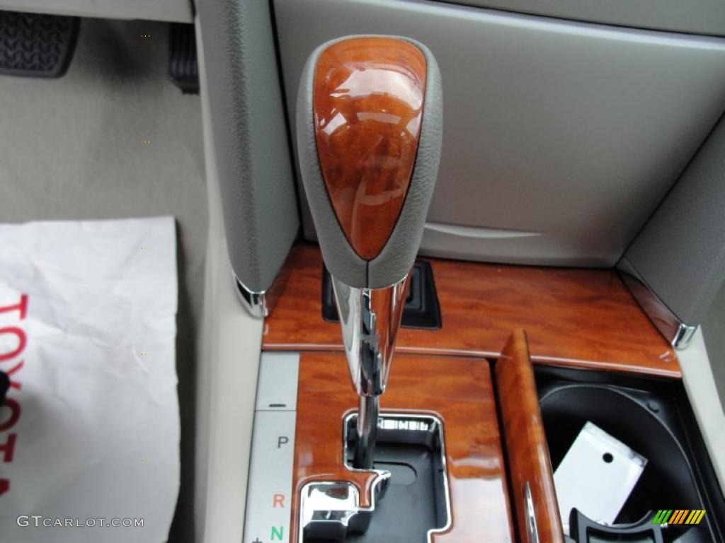 2011 Camry XLE V6 - Aloe Green Metallic / Bisque photo #34