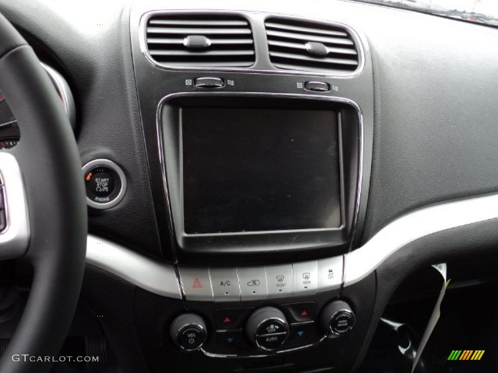 2011 Dodge Journey Crew Controls Photo #47561396