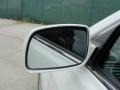 Super White - Camry SE Photo No. 13