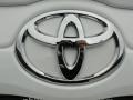 Super White - Camry SE Photo No. 16