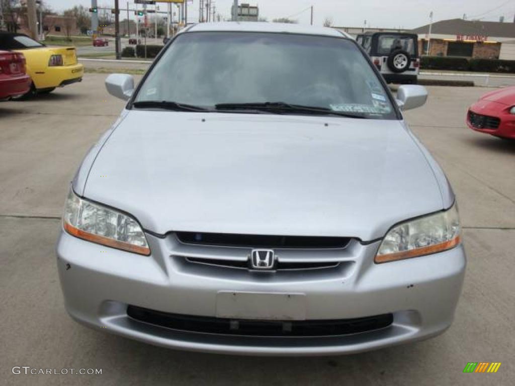 1999 Accord LX Sedan - Satin Silver Metallic / Ivory photo #2