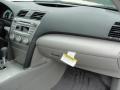 Super White - Camry SE Photo No. 20