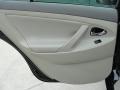 Black - Camry LE Photo No. 40