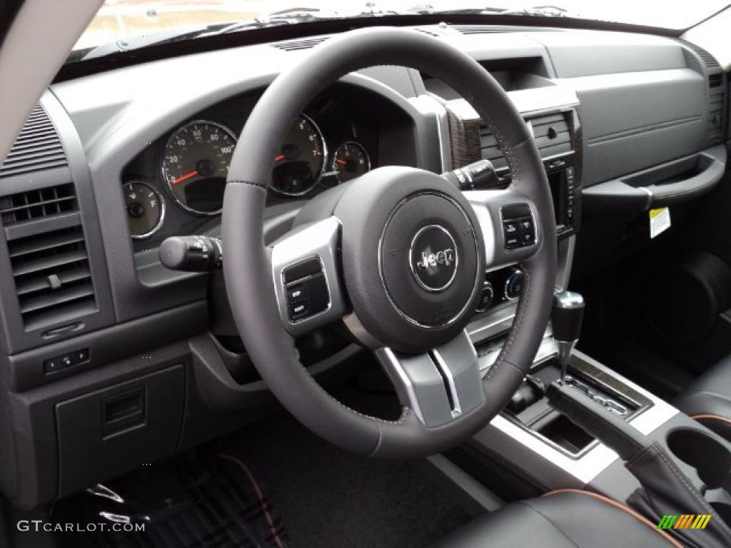 2011 Jeep Liberty Sport 70th Anniversary 4x4 Steering Wheel Photos