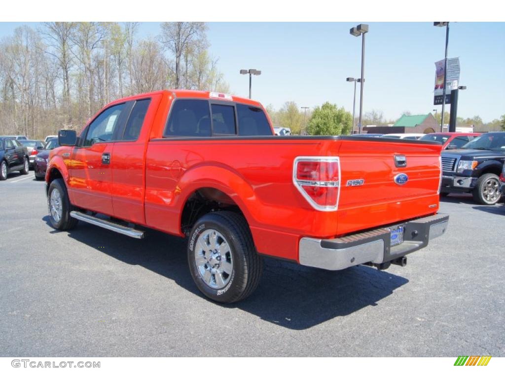 2011 F150 XLT SuperCab - Race Red / Steel Gray photo #37