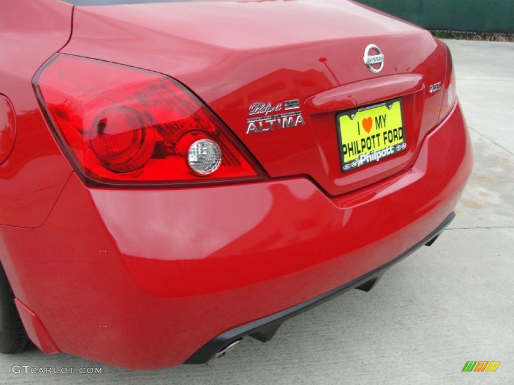 2008 Altima 2.5 S Coupe - Code Red Metallic / Blond photo #21