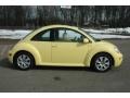 2001 Yellow Volkswagen New Beetle GLS Coupe  photo #10