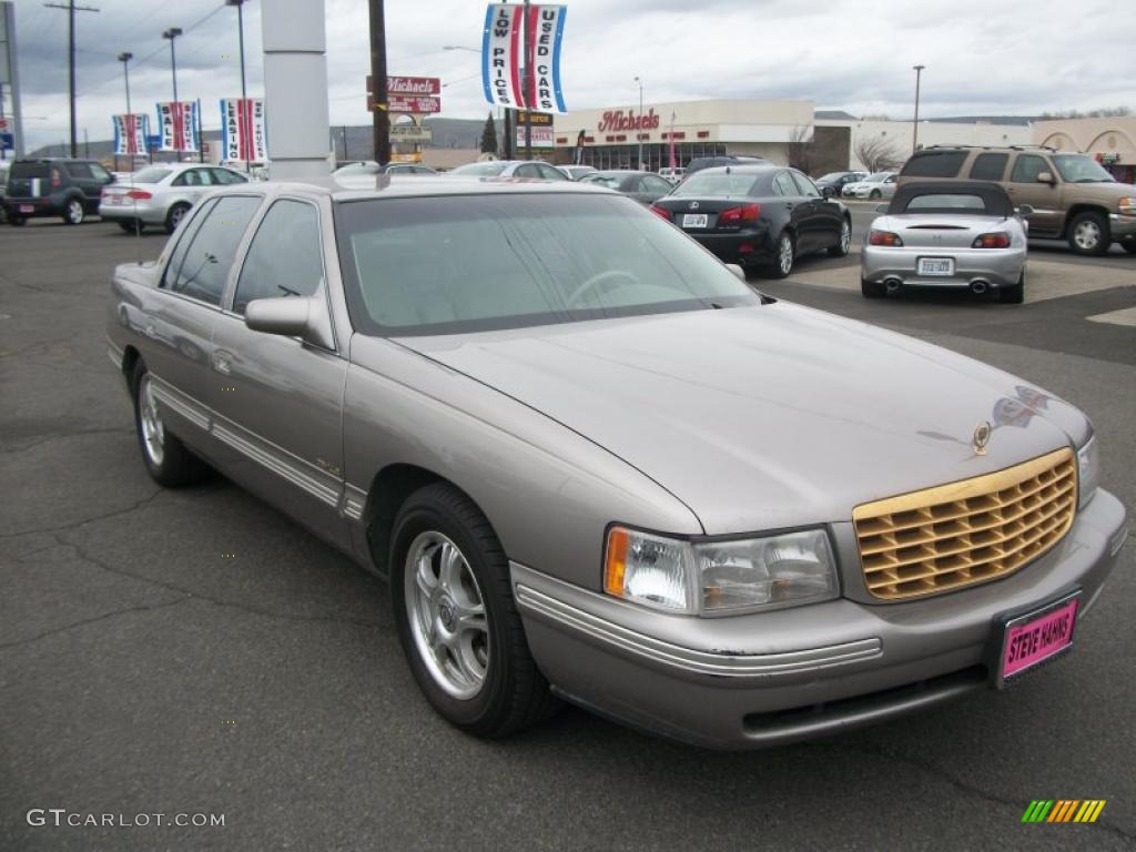 1998 DeVille Sedan - Light Driftwood Metallic / Shale photo #1