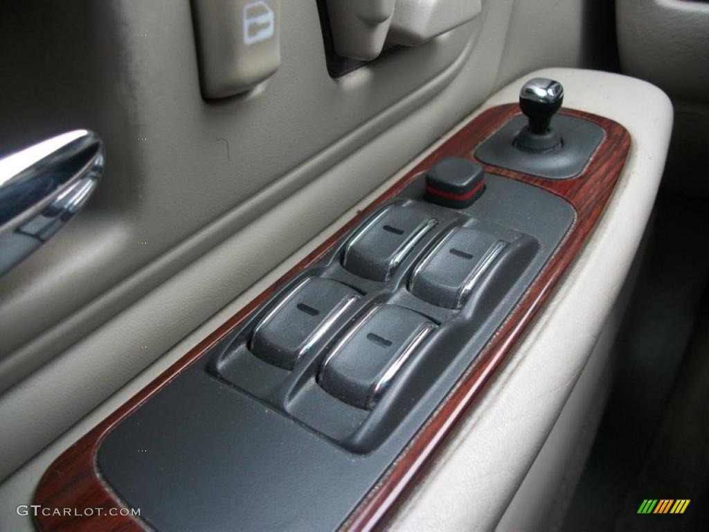 1998 DeVille Sedan - Light Driftwood Metallic / Shale photo #19