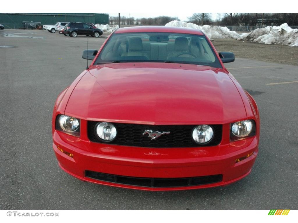 2007 Mustang GT Premium Coupe - Torch Red / Medium Parchment photo #2