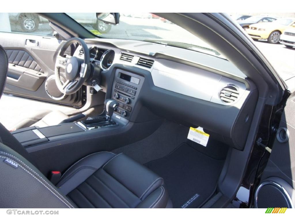 2012 Ford Mustang V6 Mustang Club of America Edition Coupe Charcoal Black Dashboard Photo #47565662