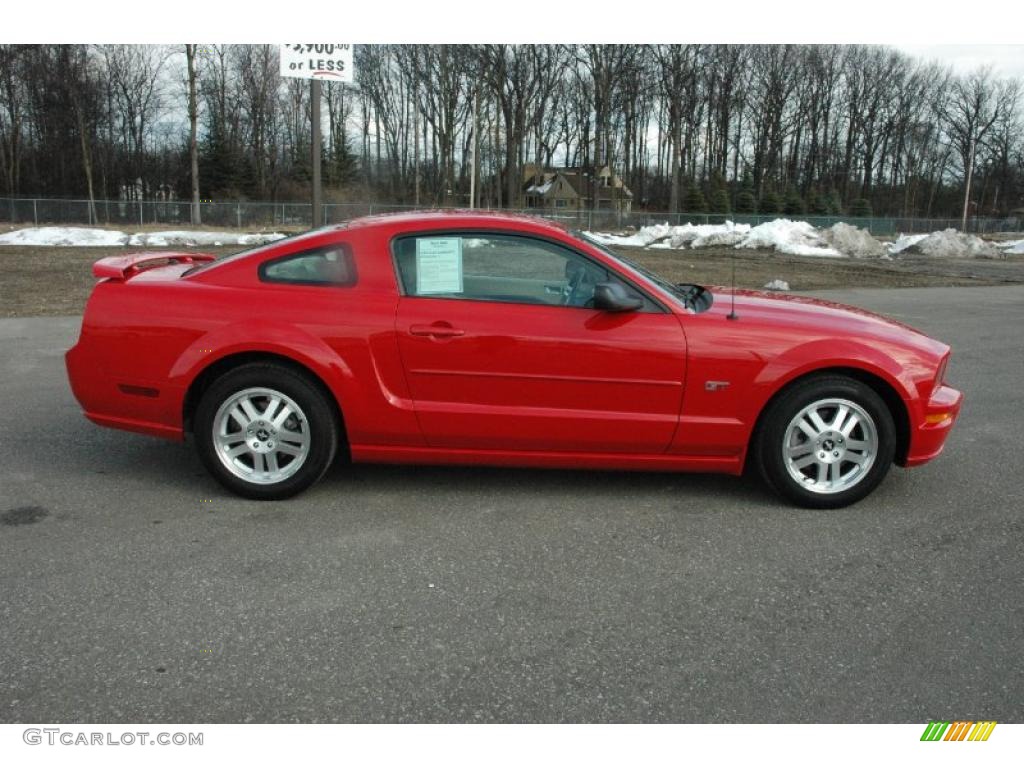 2007 Mustang GT Premium Coupe - Torch Red / Medium Parchment photo #14