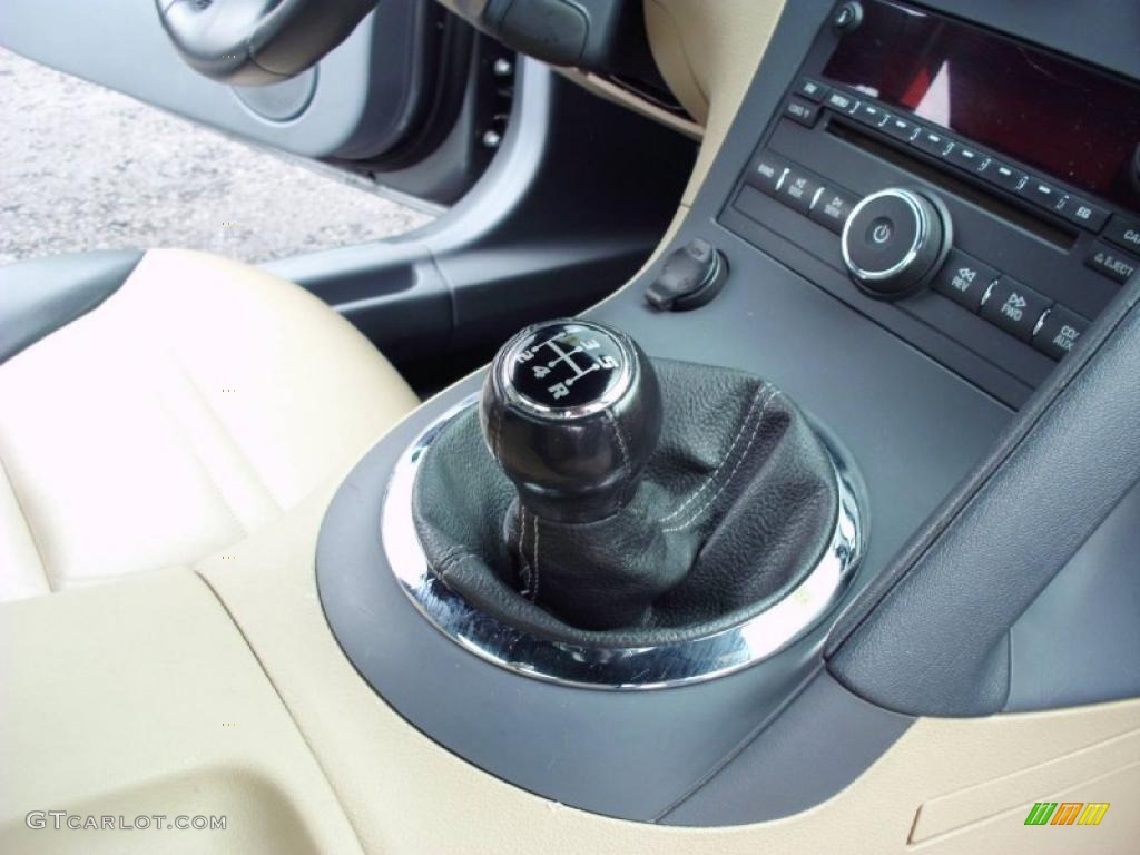 2006 Pontiac Solstice Roadster 5 Speed Manual Transmission Photo #47566589