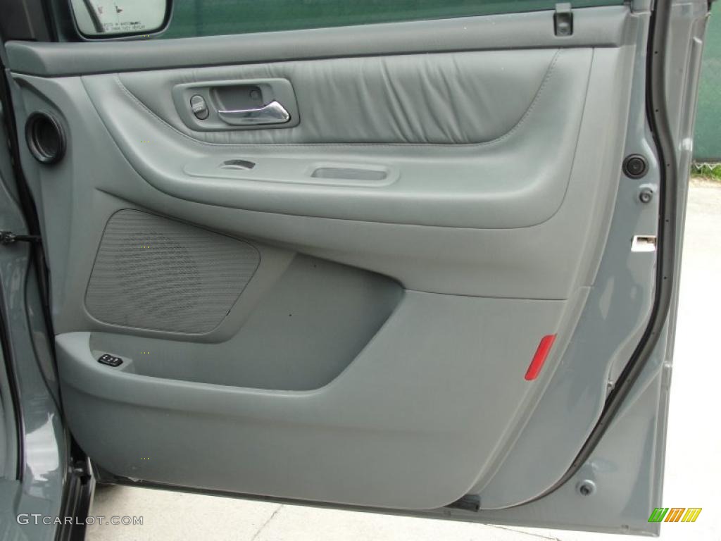 2002 Honda Odyssey EX-L Quartz Gray Door Panel Photo #47566655