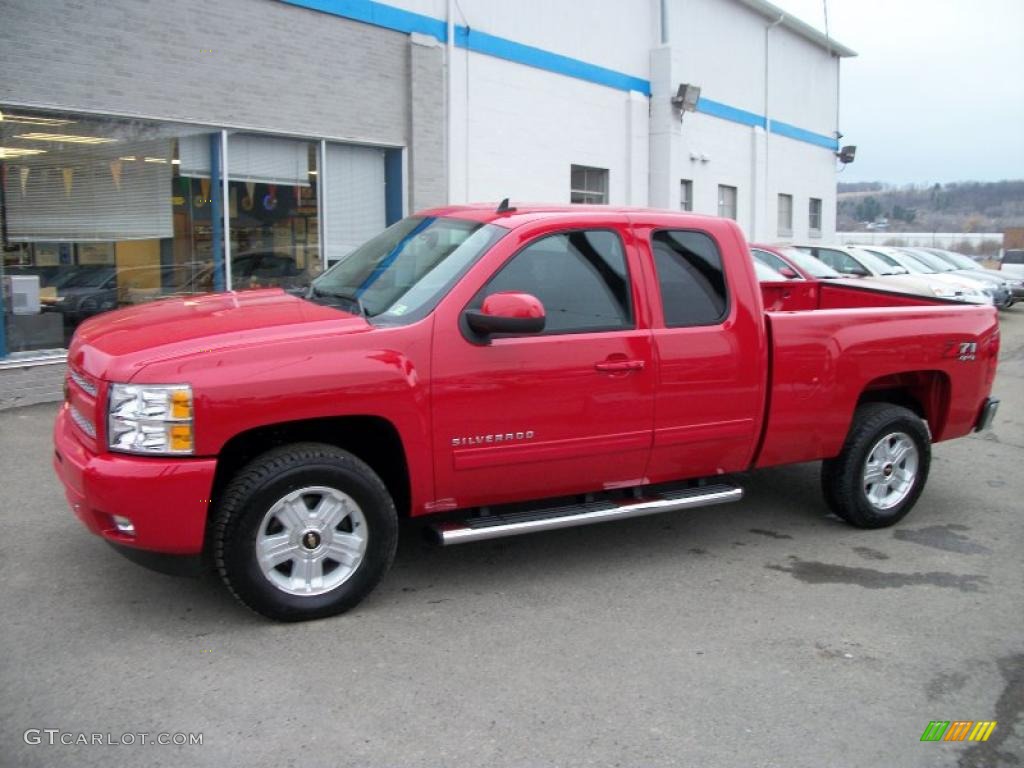 2011 Silverado 1500 LT Extended Cab 4x4 - Victory Red / Ebony photo #1