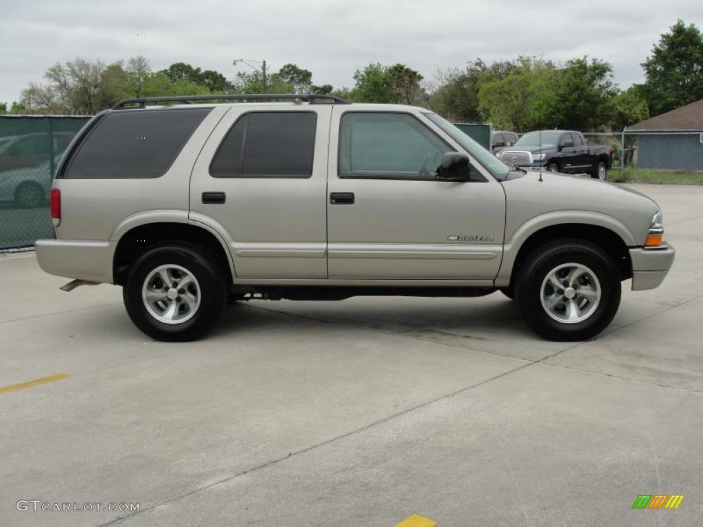 Light Pewter Metallic 2004 Chevrolet Blazer LS Exterior Photo #47567780
