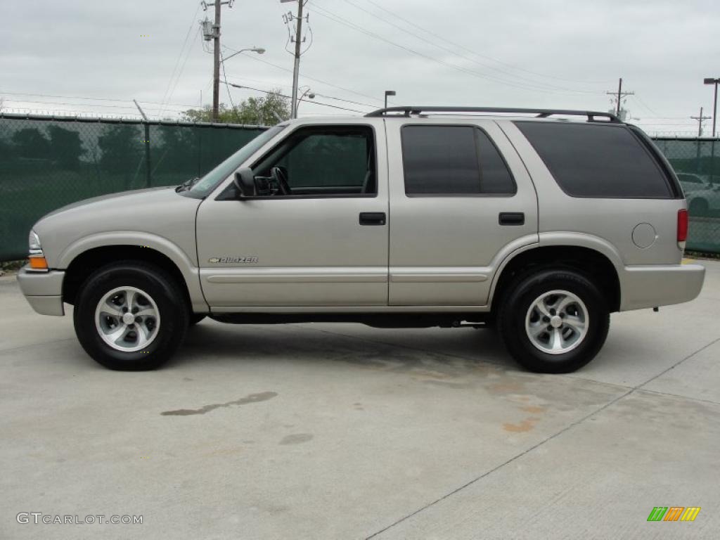 Light Pewter Metallic 2004 Chevrolet Blazer LS Exterior Photo #47567849