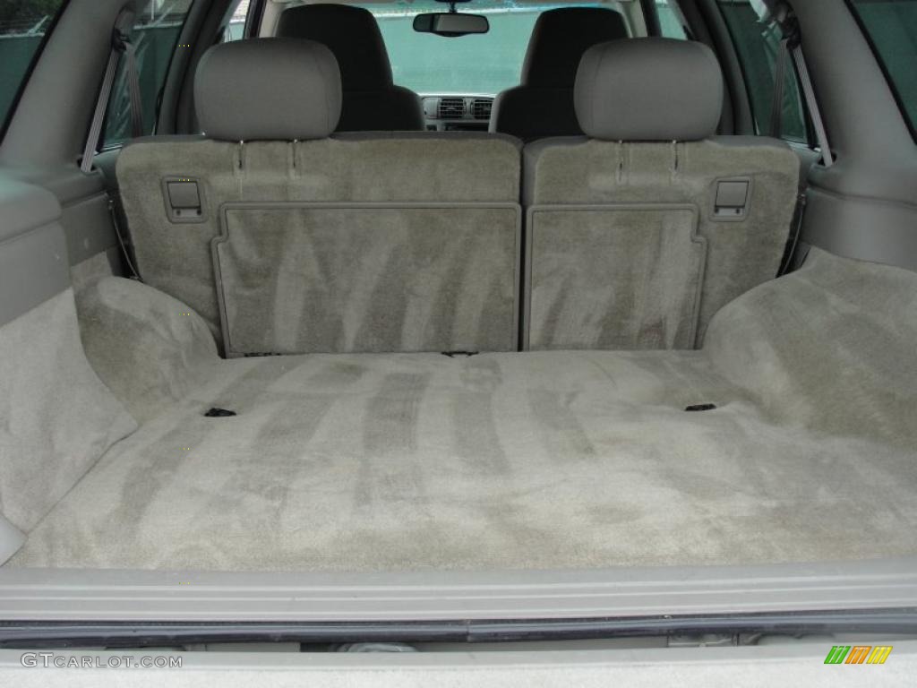 2004 Chevrolet Blazer LS Trunk Photo #47568470