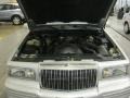 Silver Frost Pearl Metallic - Town Car Executive Photo No. 8