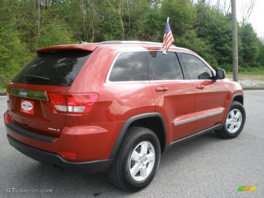 2011 Grand Cherokee Laredo - Inferno Red Crystal Pearl / Dark Graystone/Medium Graystone photo #3