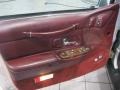 Silver Frost Pearl Metallic - Town Car Executive Photo No. 16