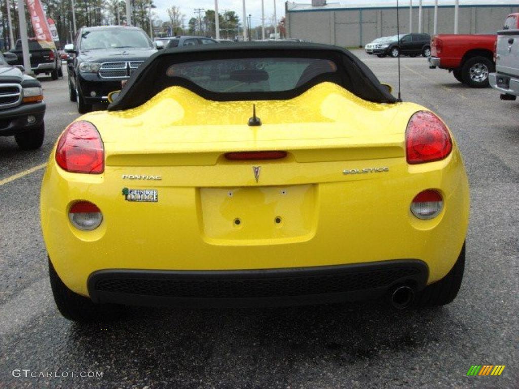 Mean Yellow 2007 Pontiac Solstice Roadster Exterior Photo #47570009
