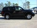 2005 Super Black Nissan Pathfinder SE  photo #29