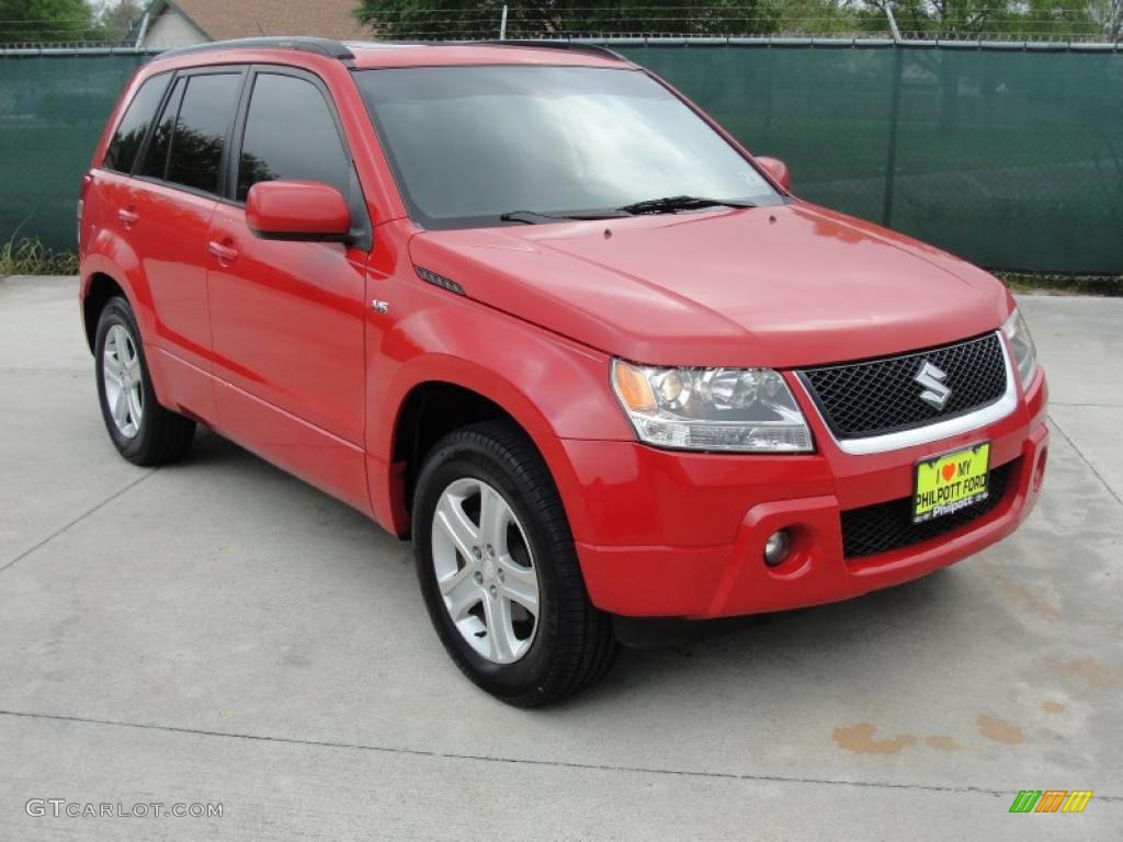 2006 Grand Vitara Luxury 4x4 - Racy Red / Black photo #1