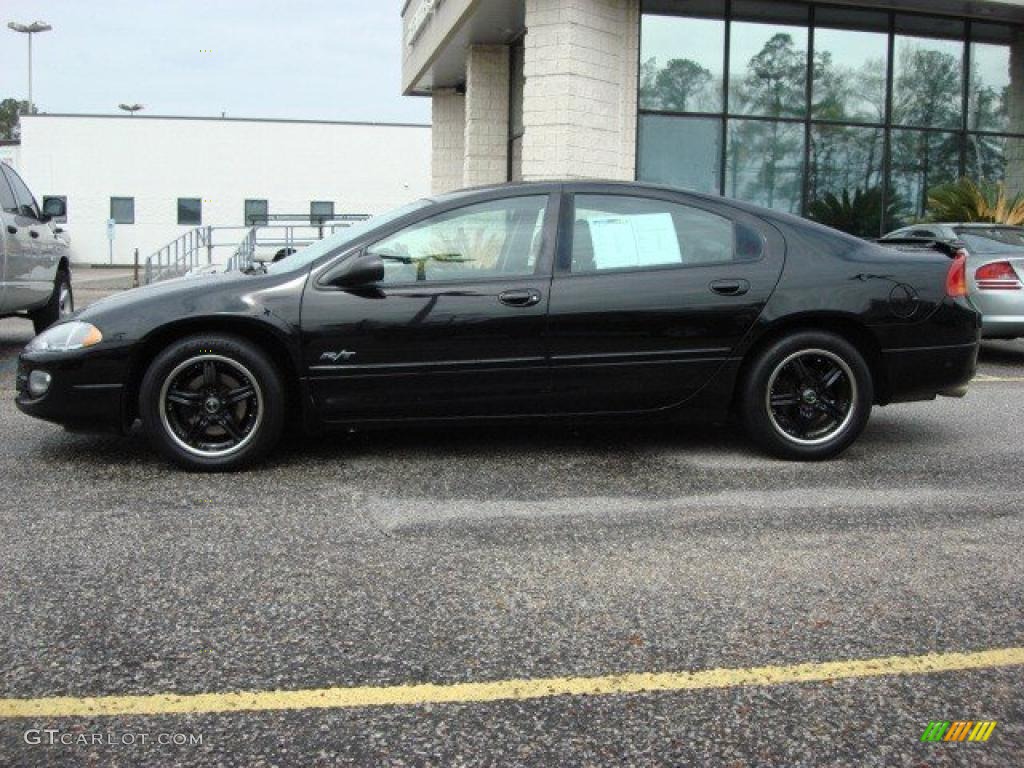 2002 Intrepid R/T - Black / Dark Slate Gray photo #3