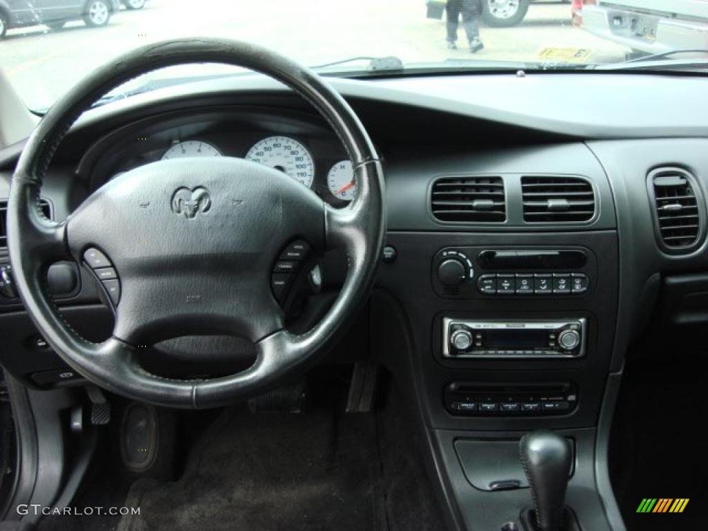 2002 Intrepid R/T - Black / Dark Slate Gray photo #10