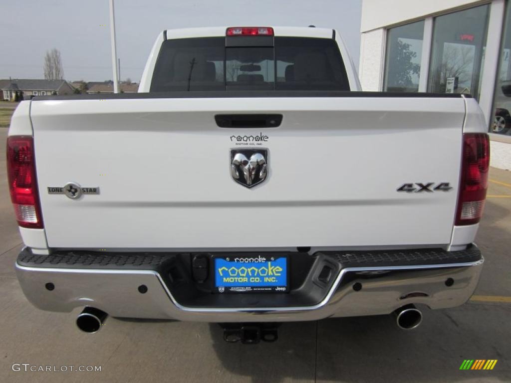 2011 Ram 1500 Lone Star Crew Cab 4x4 - Bright White / Light Pebble Beige/Bark Brown photo #4