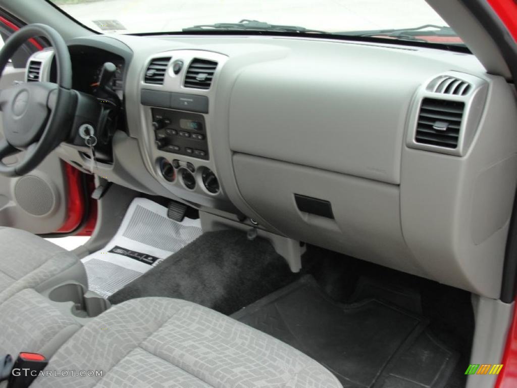 2008 Colorado Work Truck Regular Cab - Victory Red / Medium Pewter photo #22