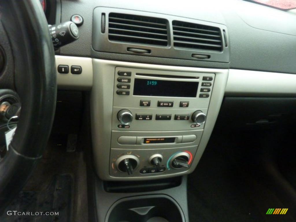 2006 Chevrolet Cobalt SS Coupe Controls Photo #47577434