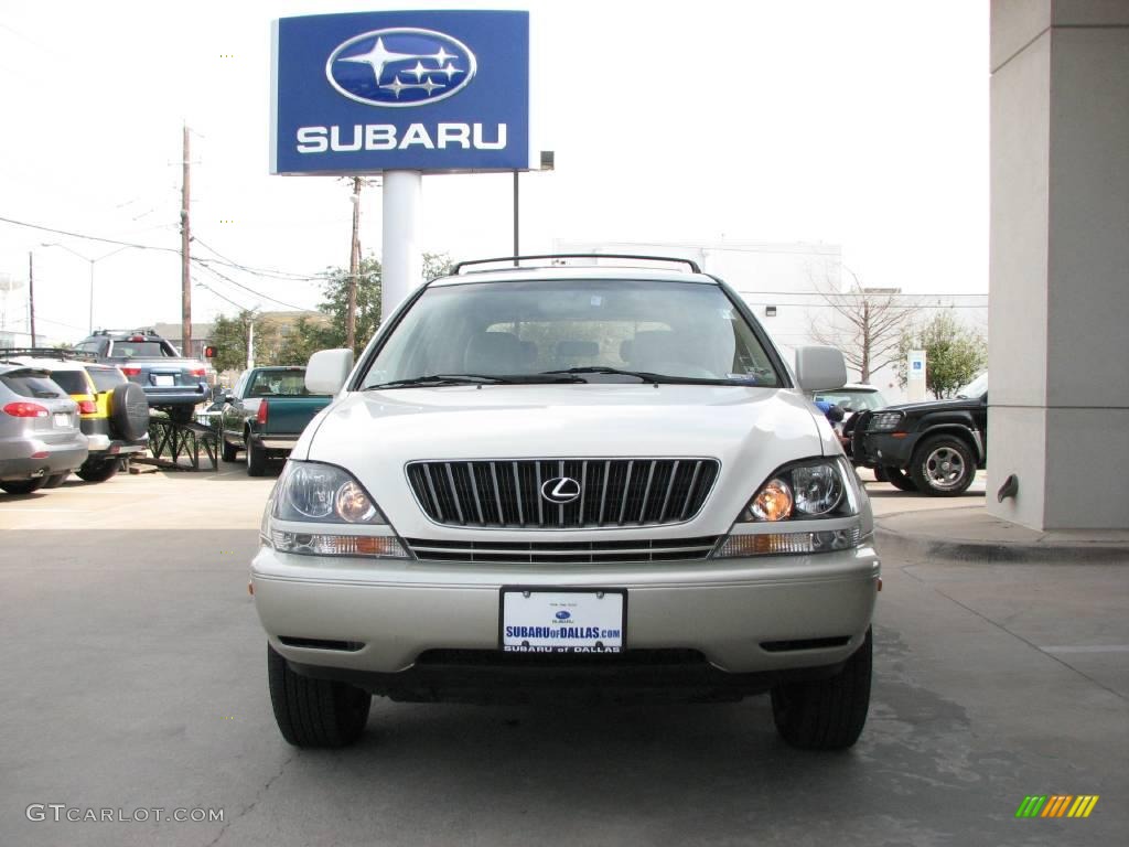 Golden White Pearl Lexus RX