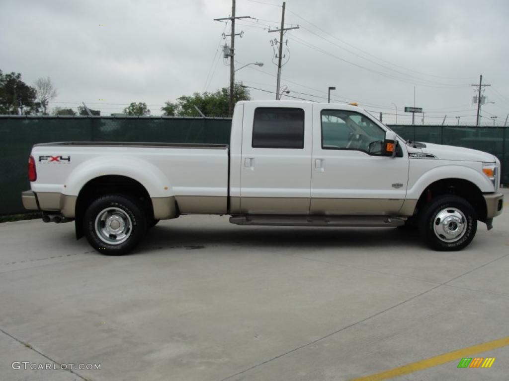 2011 F350 Super Duty King Ranch Crew Cab 4x4 Dually - White Platinum Tri-Coat Metallic / Adobe photo #2