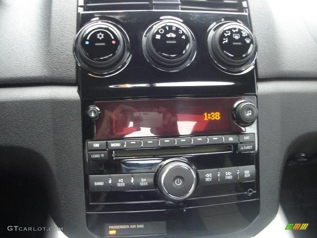 2007 Saturn Sky Roadster Controls Photo #47579594