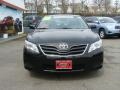 Black - Camry LE Photo No. 2