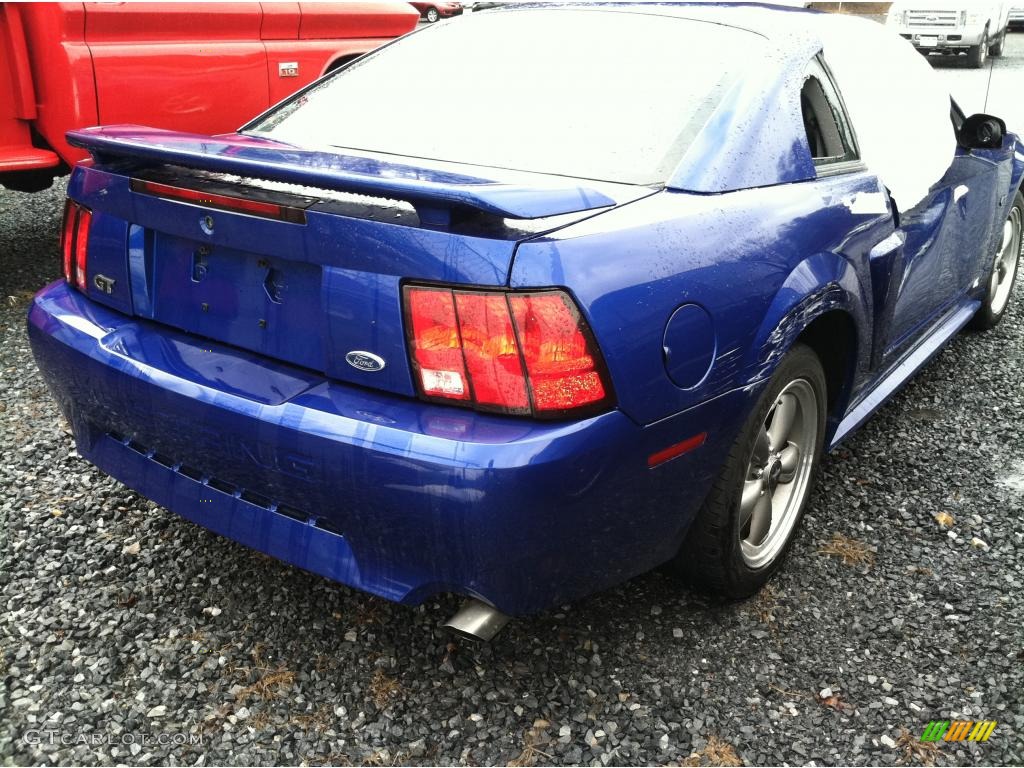 2003 Mustang GT Coupe - Sonic Blue Metallic / Dark Charcoal photo #10