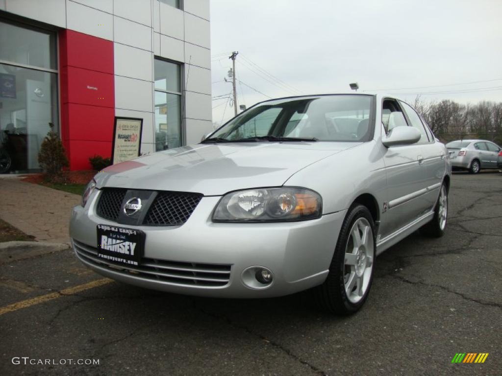 2006 Sentra SE-R Spec V - Brilliant Aluminum Metallic / Charcoal photo #1