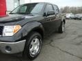 Super Black - Frontier SE Crew Cab Photo No. 2