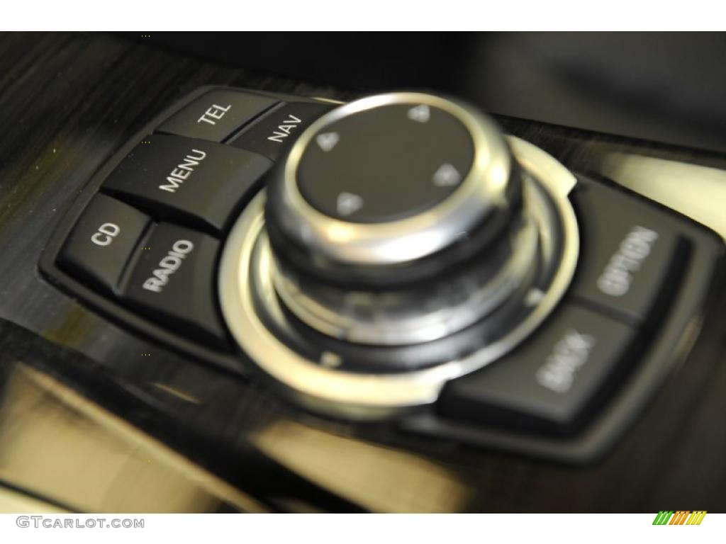 2011 5 Series 535i Sedan - Black Sapphire Metallic / Black photo #11