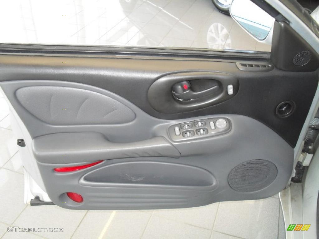 2002 Pontiac Bonneville SLE Dark Pewter Door Panel Photo #47585161