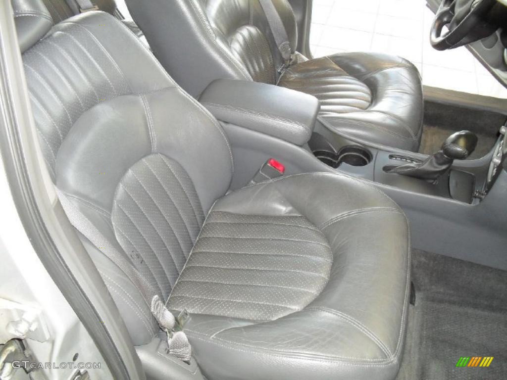 2002 Pontiac Bonneville SLE interior Photo #47585239